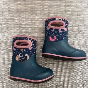 Bogs Toddler Classic Pull On Rain Snow Boots Unicorn Blue and Pink